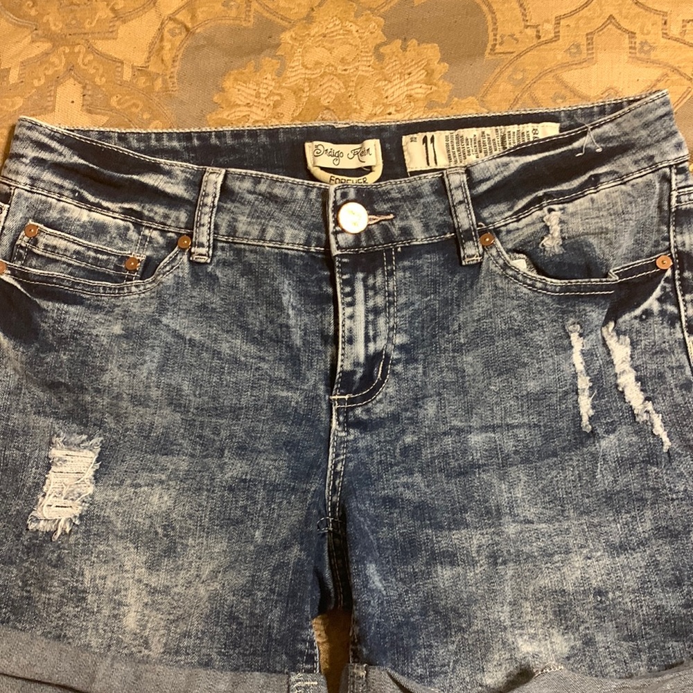 Stone wash denim shorts